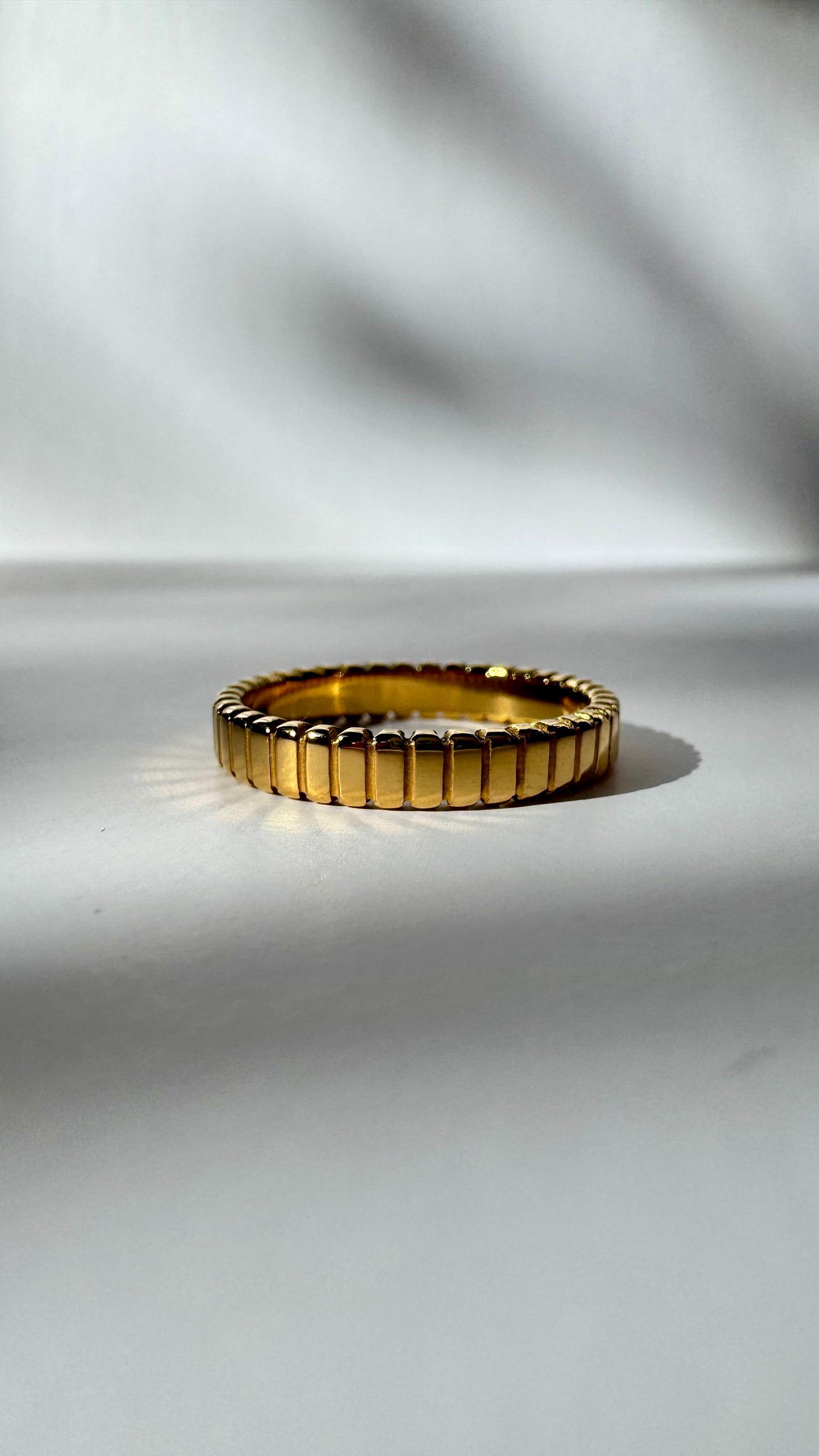Ribbed Golden Band