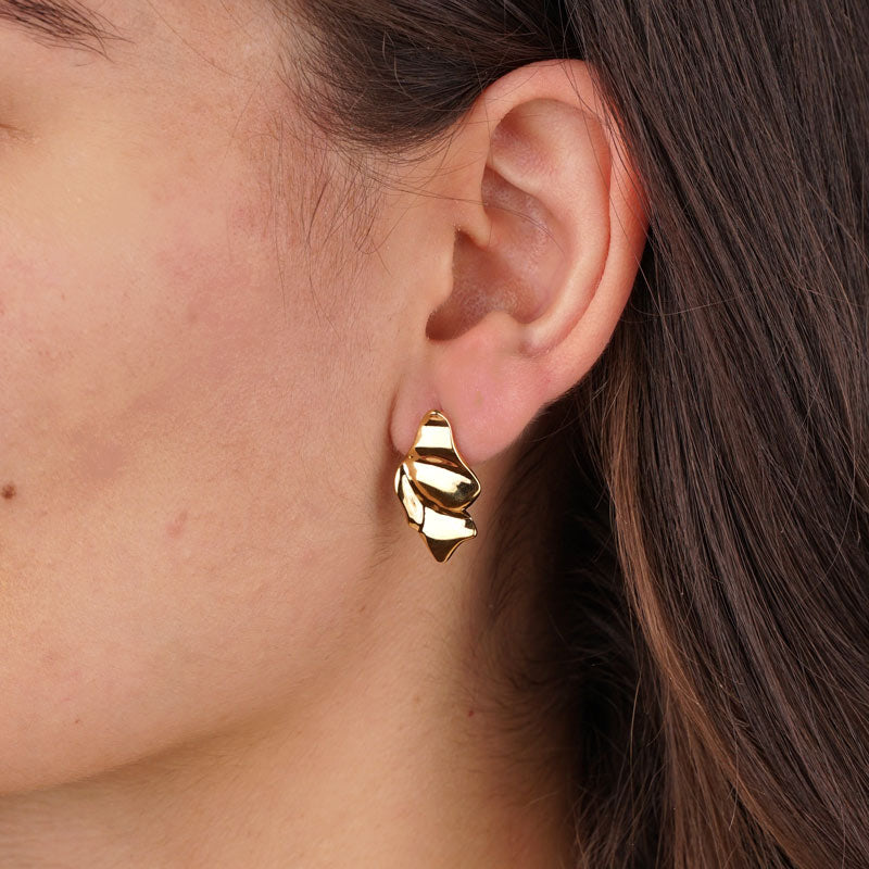 Hollow Conch Earrings