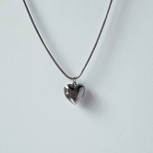 Amour Silver Necklace