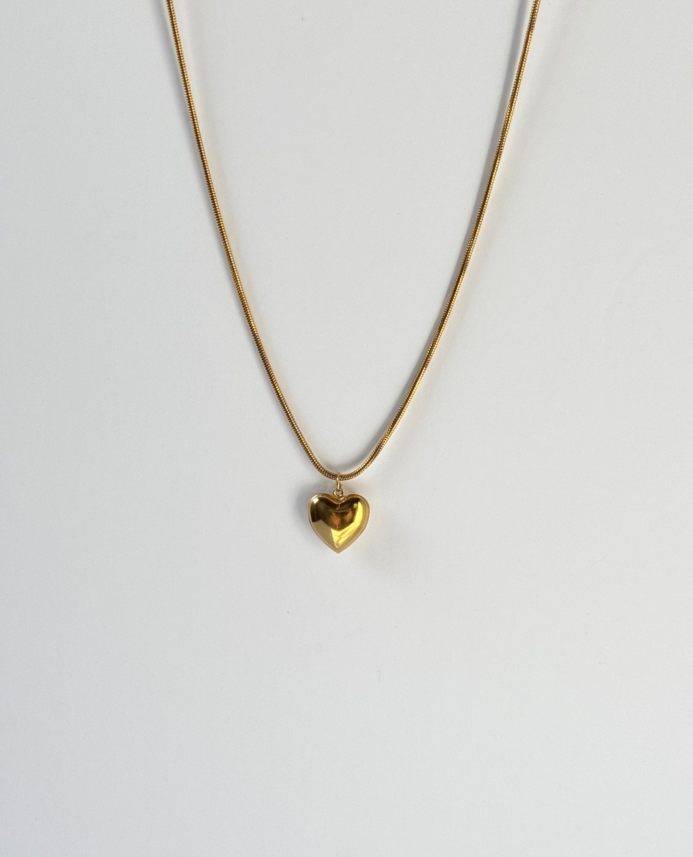 Amour Golden Necklace