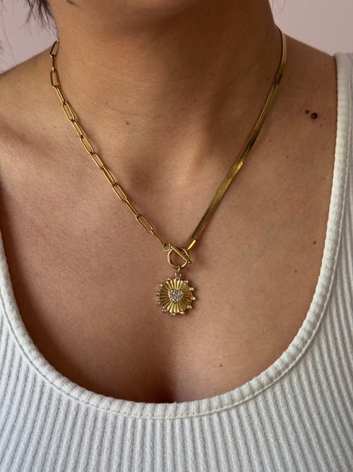 Celia Golden Necklace