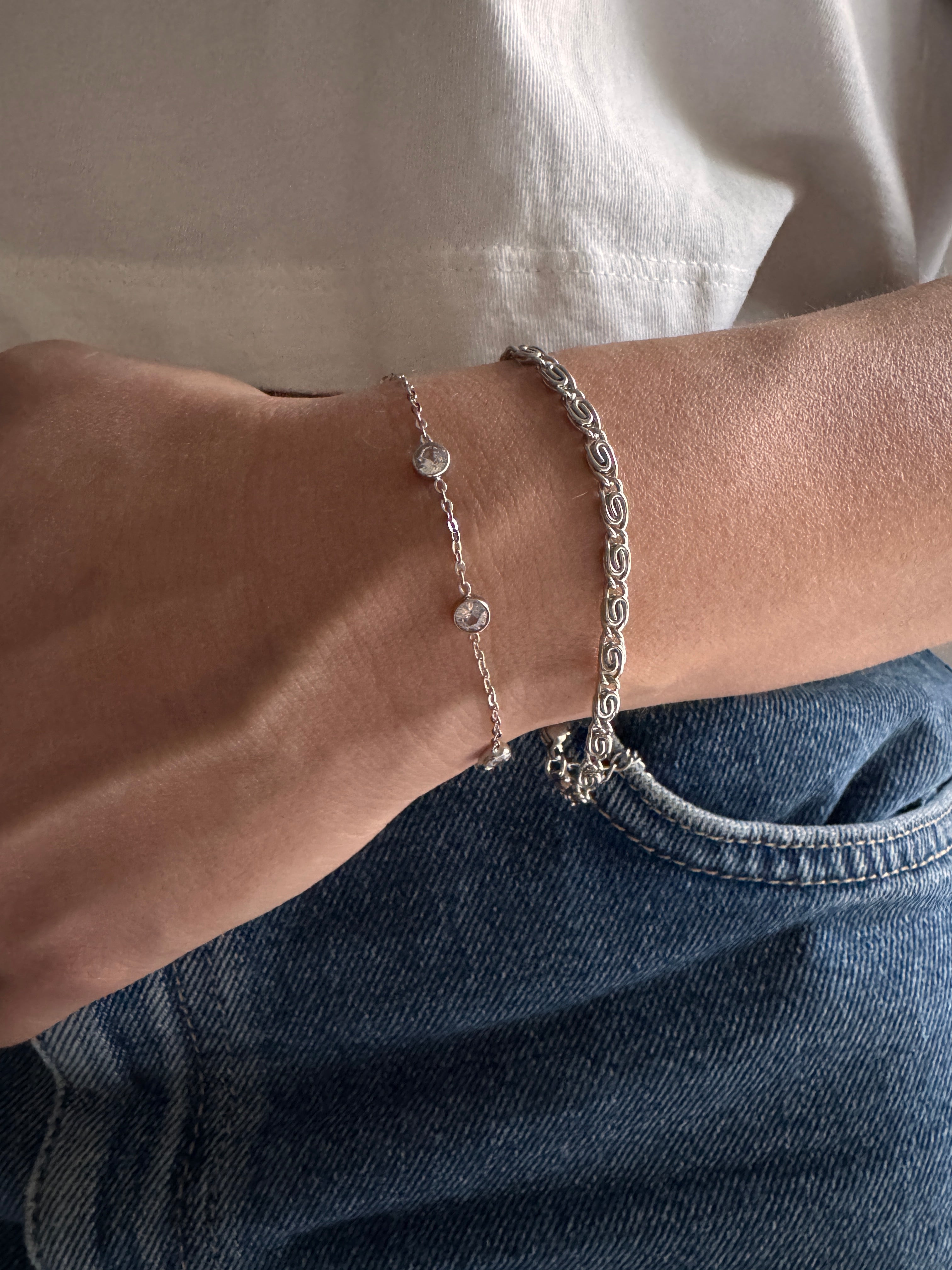 Floating Zircon Bracelet