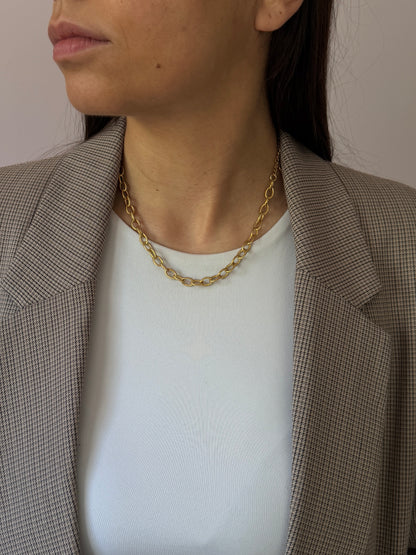 Lois Golden Chain