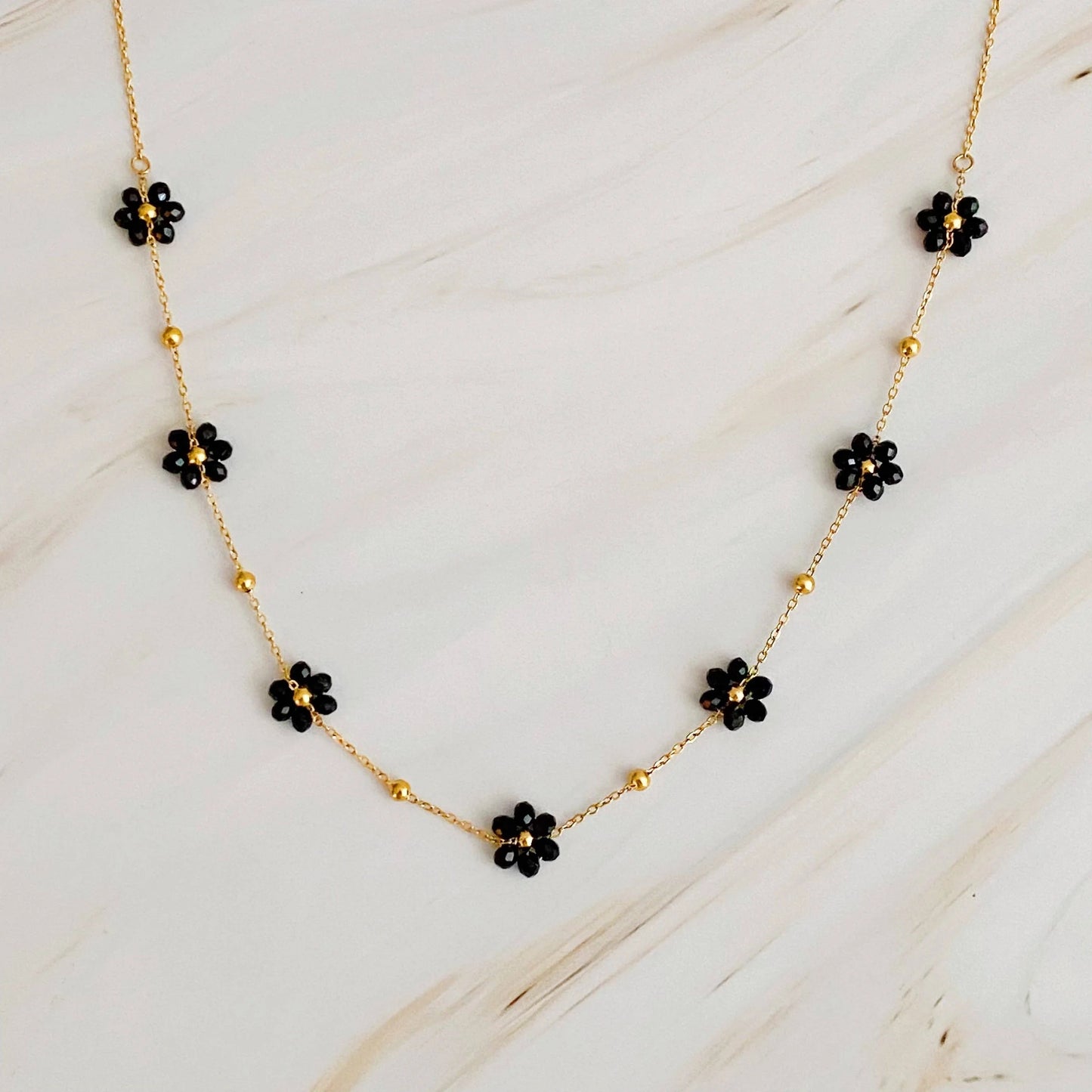 Fleur Golden Necklace