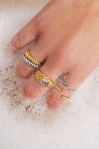 Croissant Thin Golden Ring